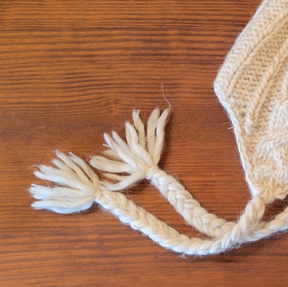Bula Trapper Hat - image 3
